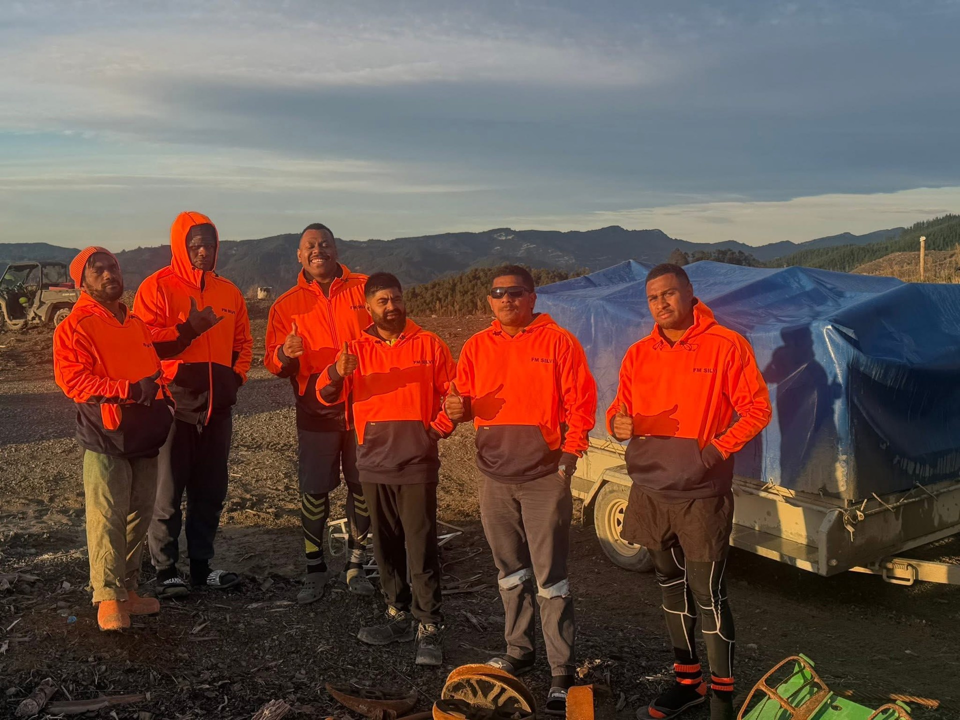 Crew ready to start at first light